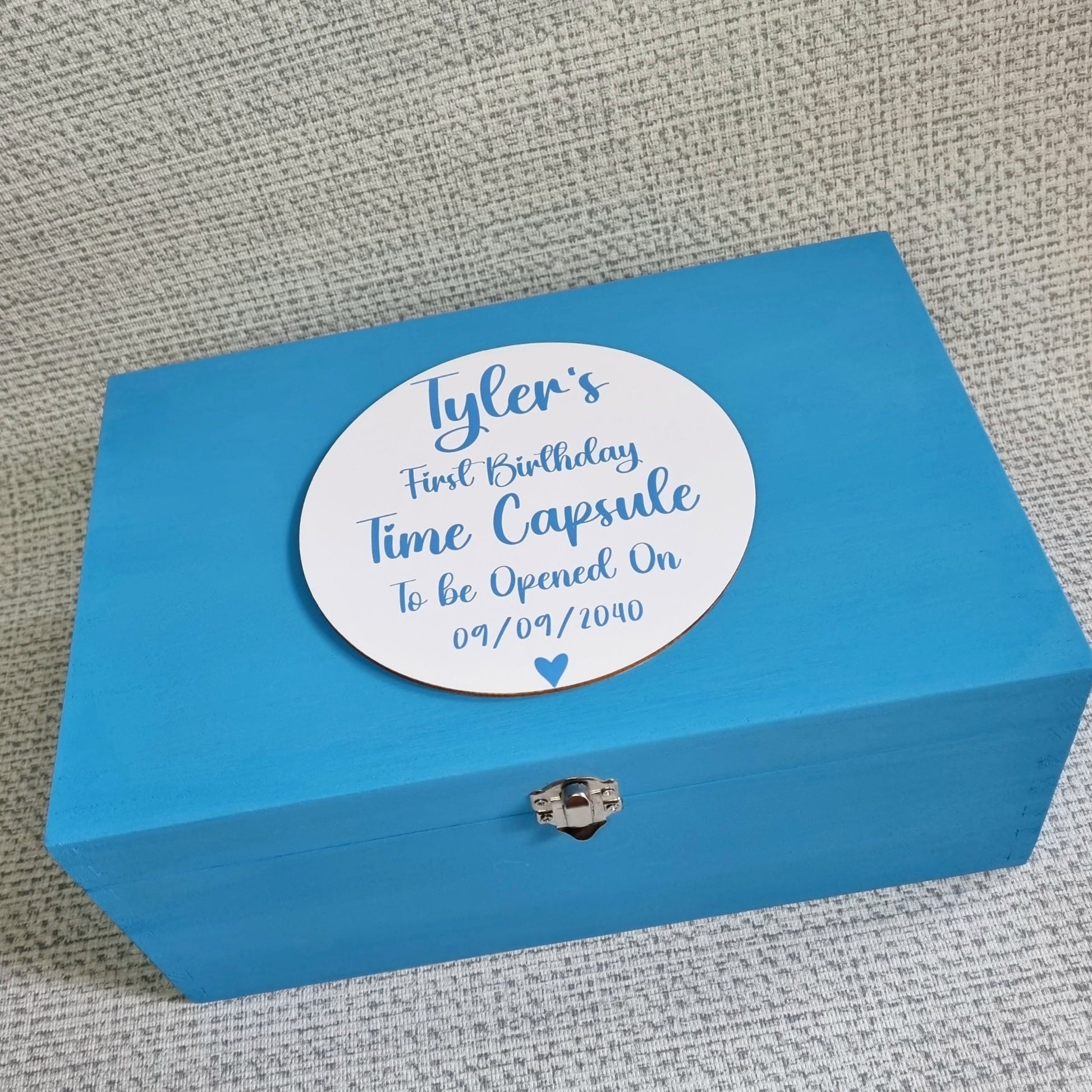 Personalised First Birthday Time Capsule - Customisable Memory Keepsake Box for Baby's First Year, Ideal for Newborn, Christening & Birthday Gifts